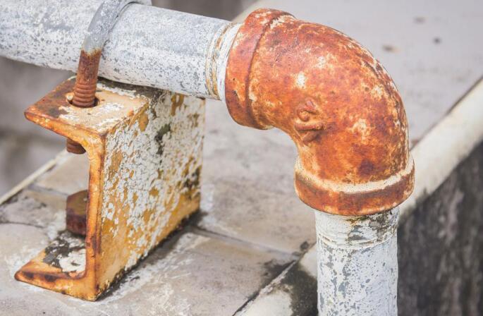 pipe elbow rust