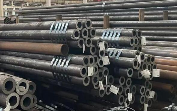 Seamless steel round tubing