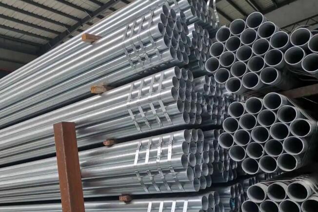 Galvanized steel pipe