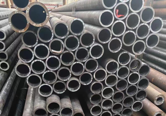 High temperature resistant seamless boiler pipe