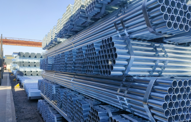 galvanized pipe transportation and storage
